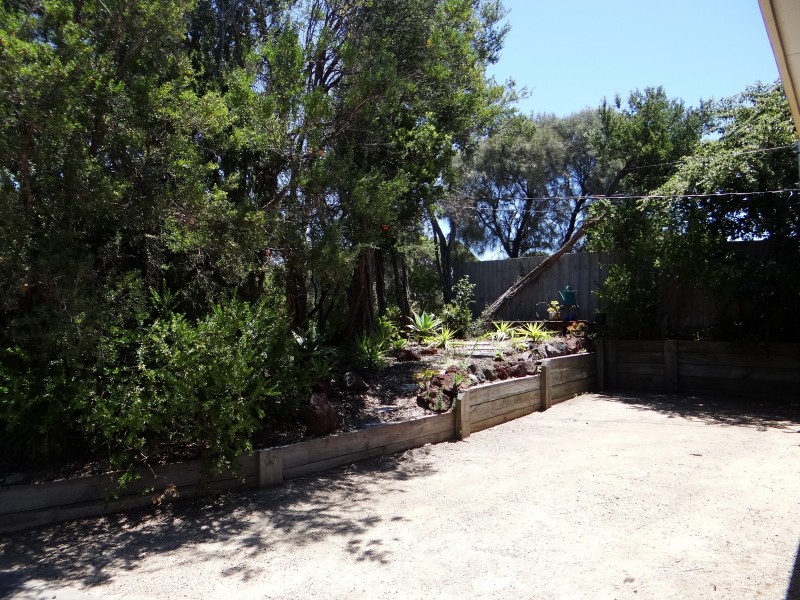 25 Neville Drive, Rye VIC 3941