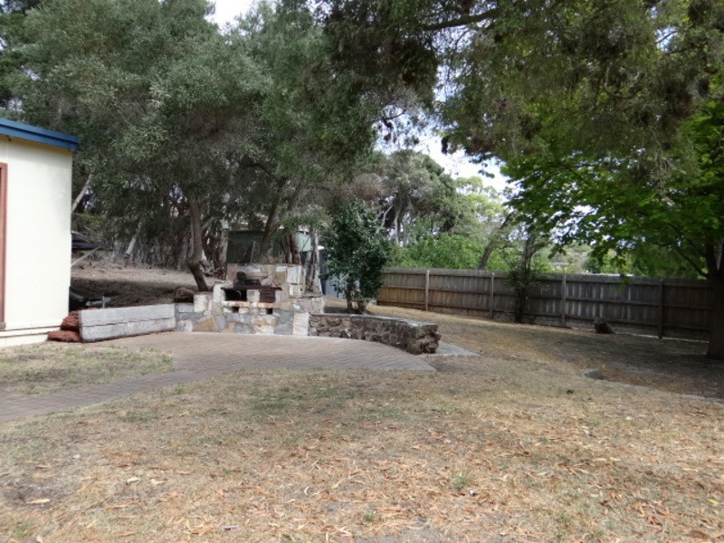 5 Johnson Avenue, Rye VIC 3941