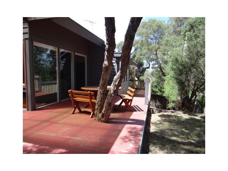 16 Cain Road, Rye VIC 3941