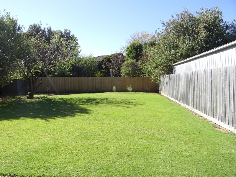 9 Davies Street, Safety Beach VIC 3936