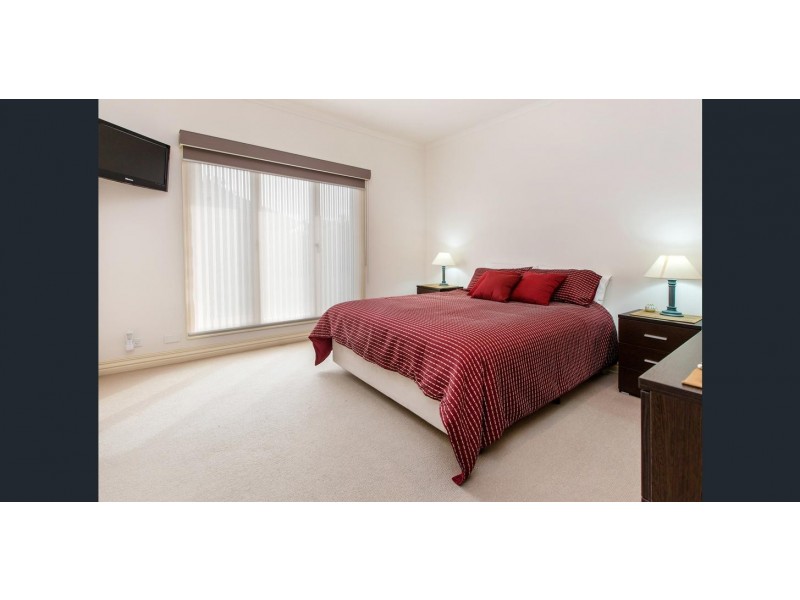 2/33 Ozone Street, Rye VIC 3941