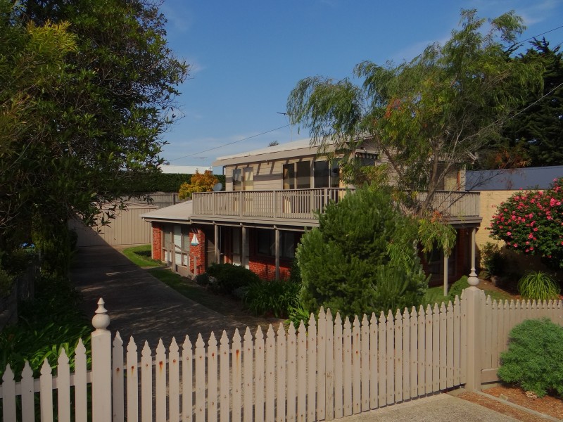 33 Park Road, Sorrento VIC 3943