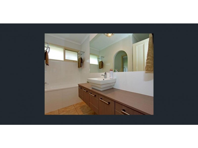 9 Sunningdale Road, Rosebud VIC 3939