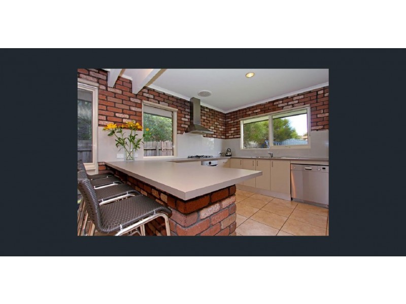 9 Sunningdale Road, Rosebud VIC 3939