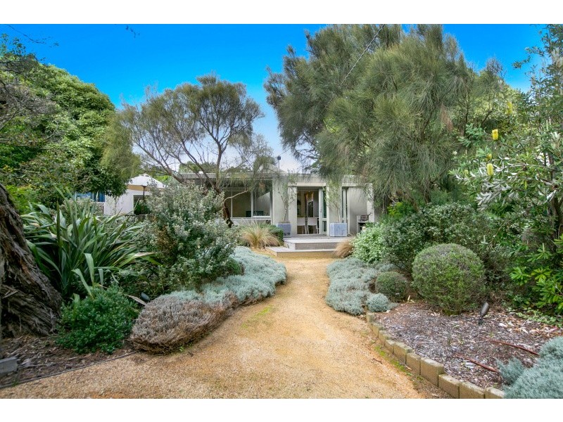 41 St Pauls Road, Sorrento VIC 3943
