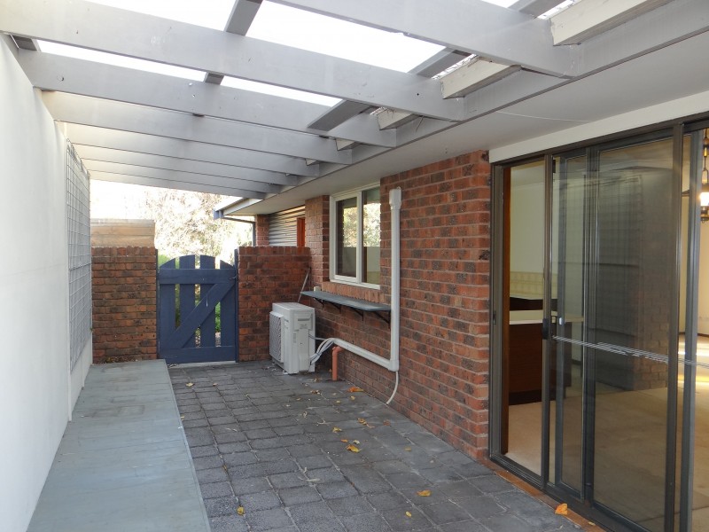 28 Braidwood Avenue, Rosebud VIC 3939