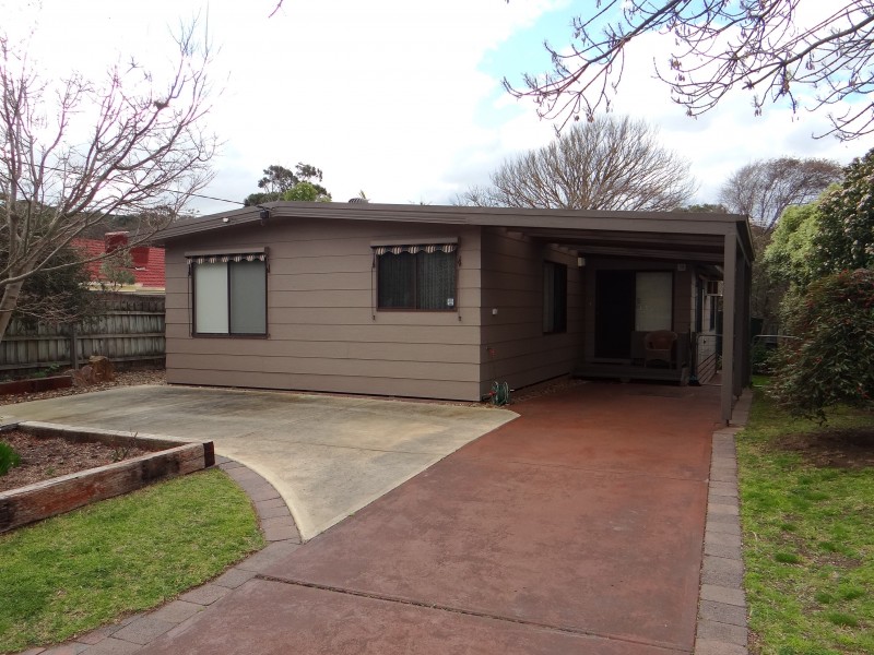 8 Lewana Street, Rye VIC 3941