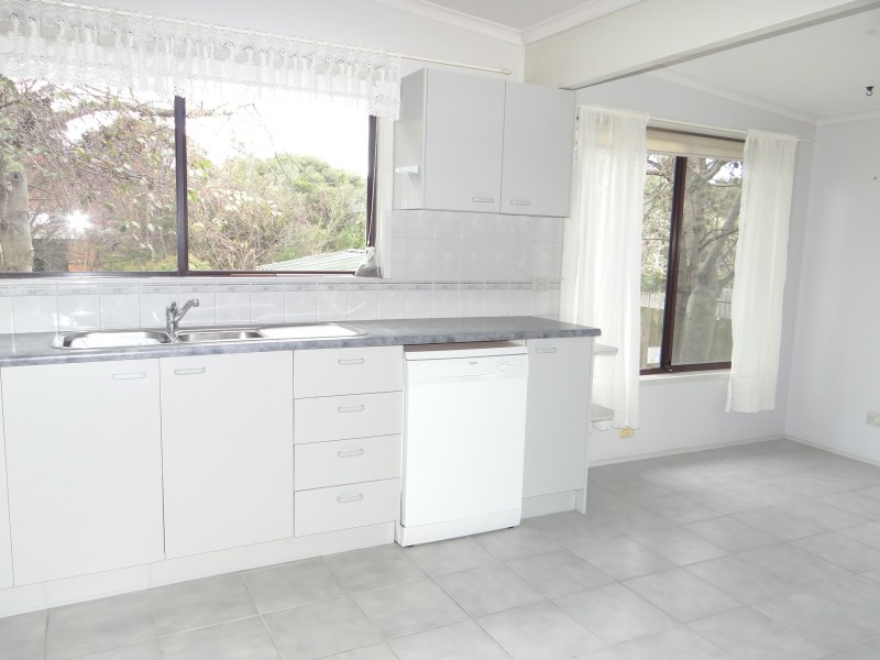 8 Lewana Street, Rye VIC 3941