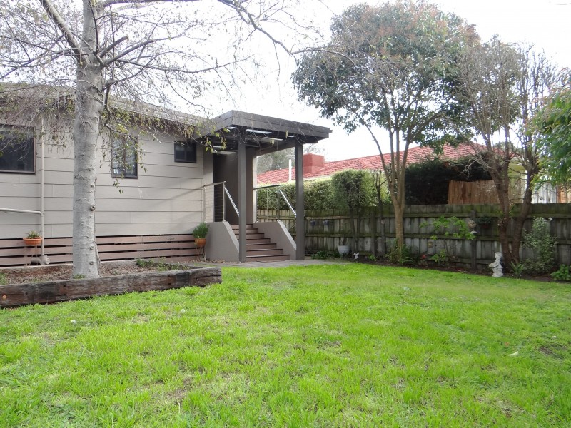 8 Lewana Street, Rye VIC 3941