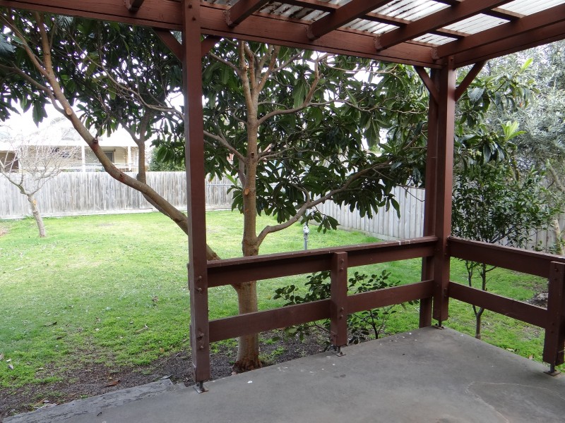 2 Laurens Street, Rosebud VIC 3939