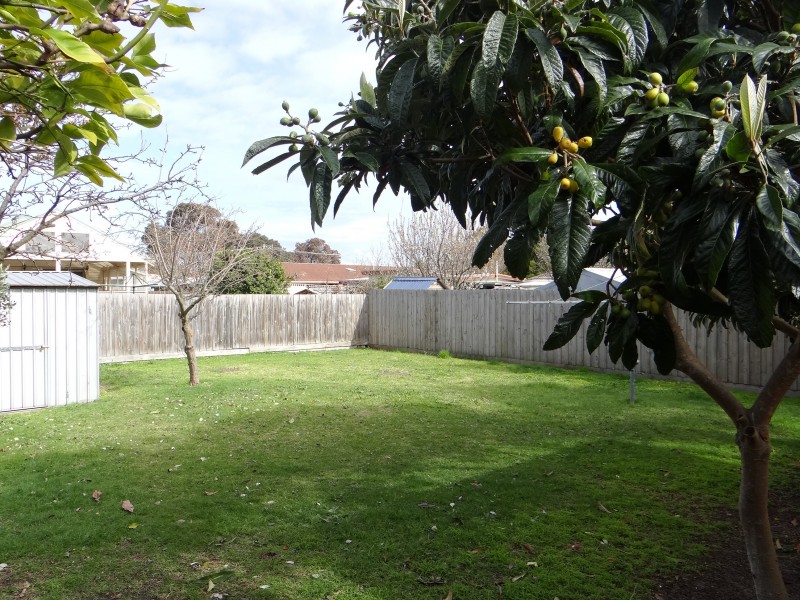 2 Laurens Street, Rosebud VIC 3939