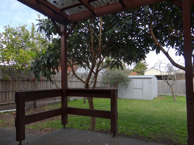 2 Laurens Street, Rosebud VIC 3939