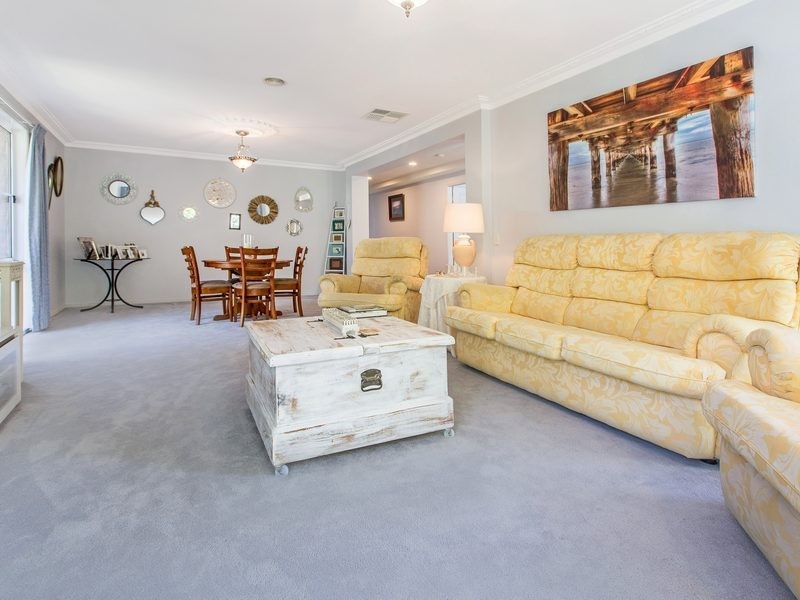 38 Rosebud Avenue, Rosebud VIC 3939