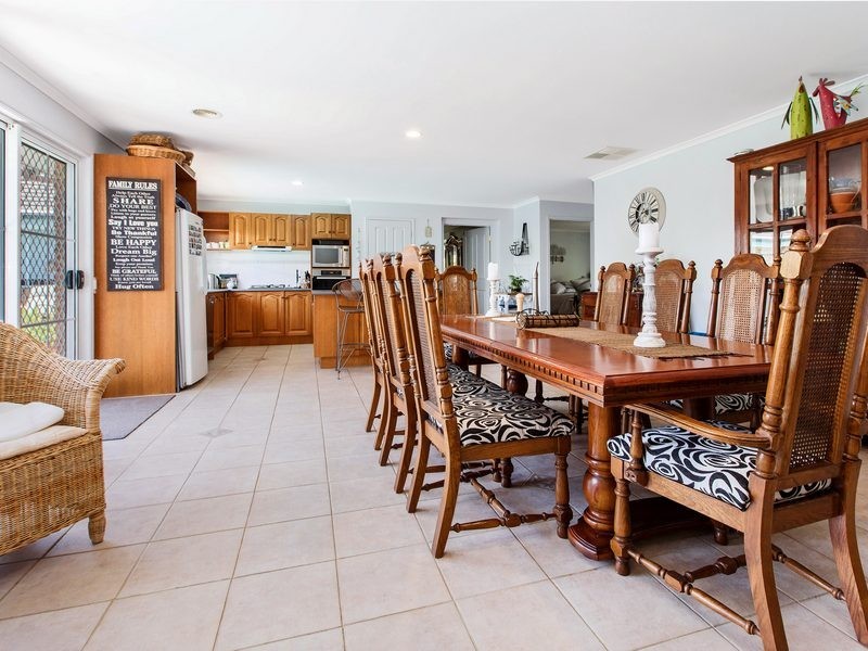 38 Rosebud Avenue, Rosebud VIC 3939