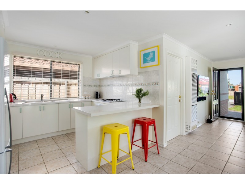 123 Second Avenue, Rosebud VIC 3939