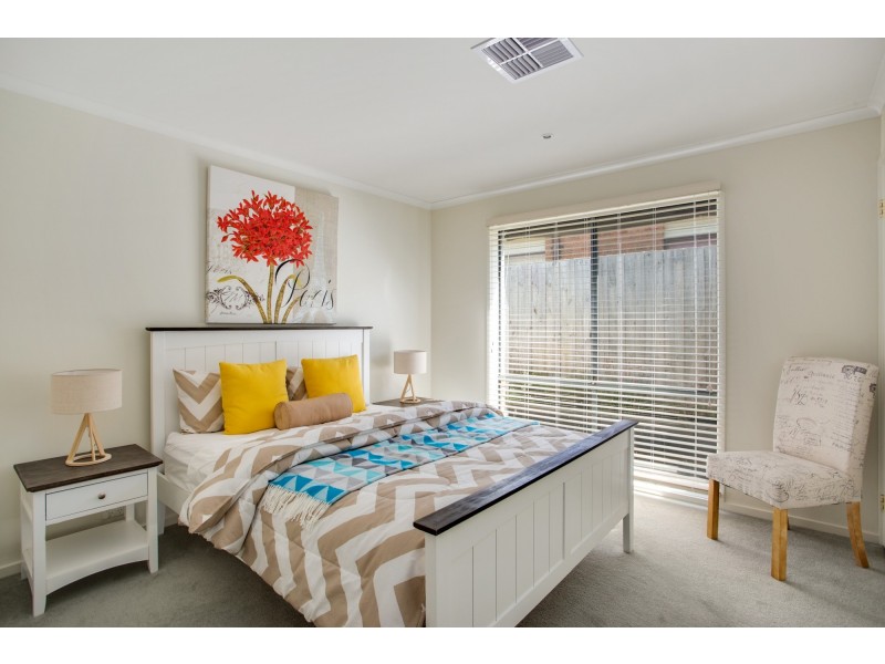 123 Second Avenue, Rosebud VIC 3939