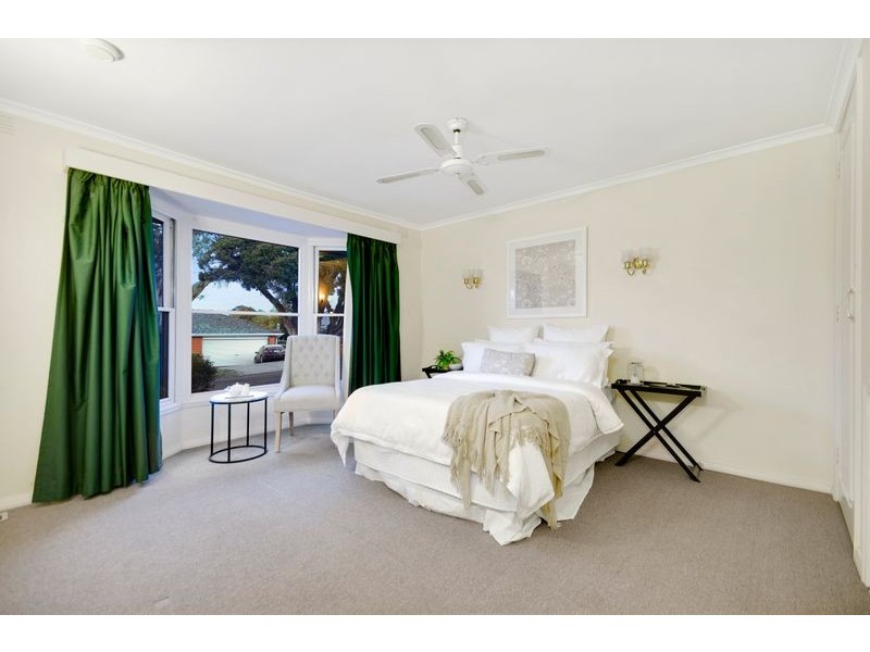 38 McComb Boulevard, Frankston South VIC 3199