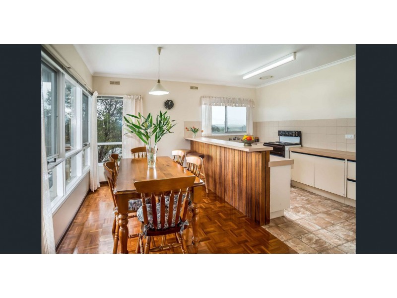 4 Nalong Street, Rye VIC 3941