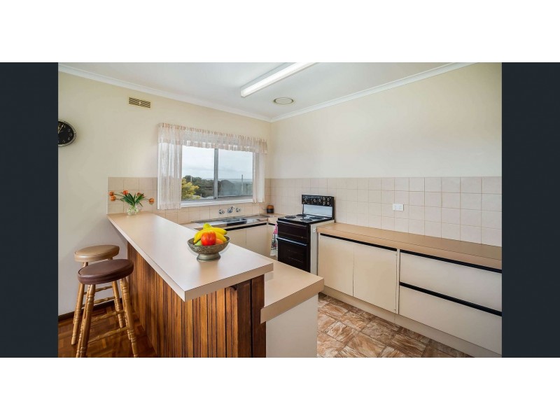 4 Nalong Street, Rye VIC 3941