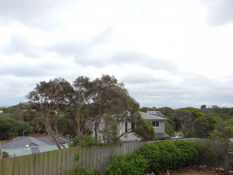 4 Nalong Street, Rye VIC 3941