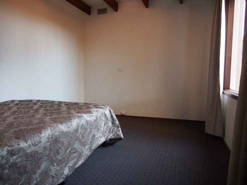 4 Nalong Street, Rye VIC 3941