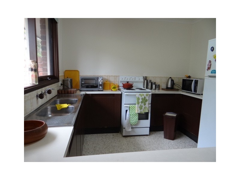 28 Braidwood Avenue, Rosebud VIC 3939