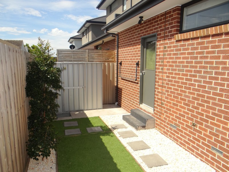 3/16B Reid Street, Frankston VIC 3199