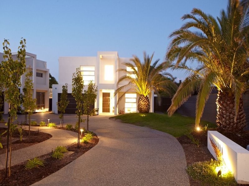 14 MAORI STREET, Rye VIC 3941