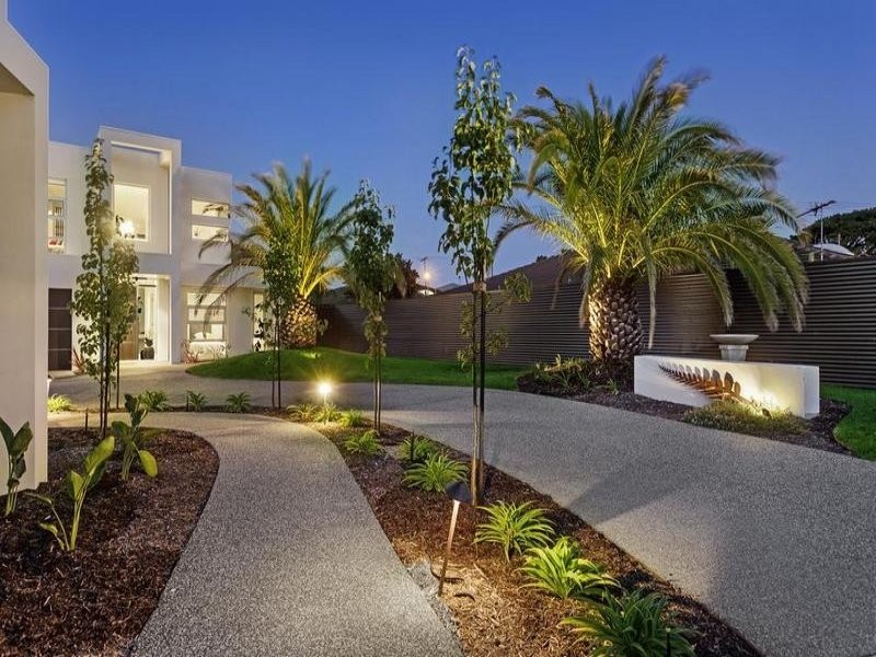 14 MAORI STREET, Rye VIC 3941