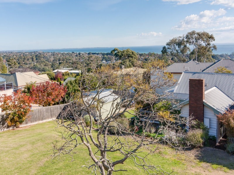 10 Abbey Lane, Mccrae VIC 3938