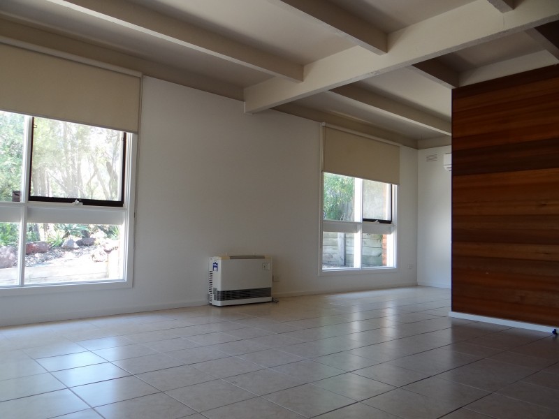 25 Neville Drive, Rye VIC 3941