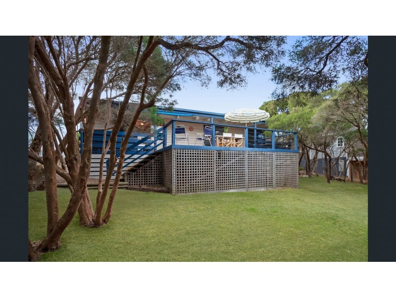 26 Cooraminta Road, Rye VIC 3941