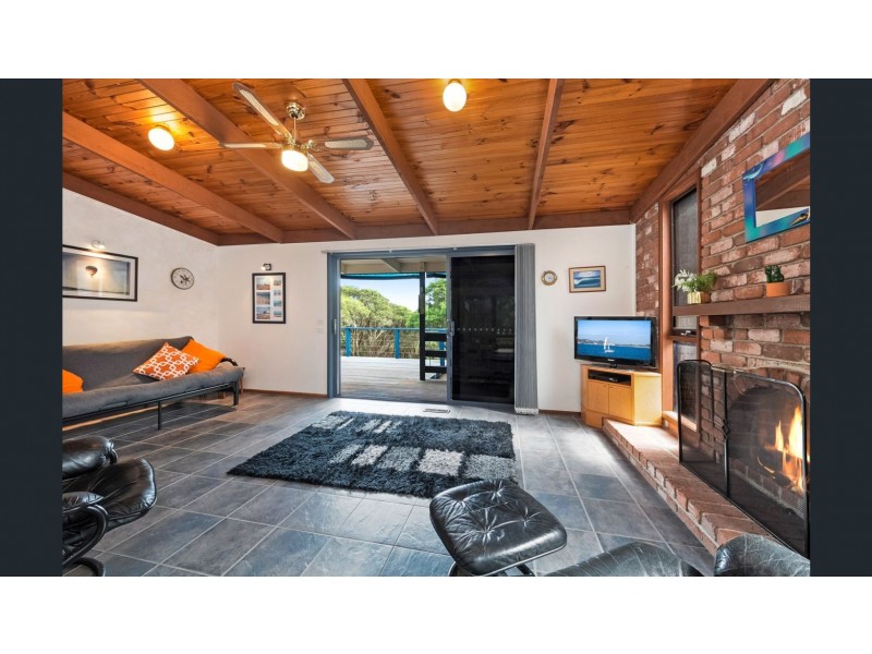 26 Cooraminta Road, Rye VIC 3941