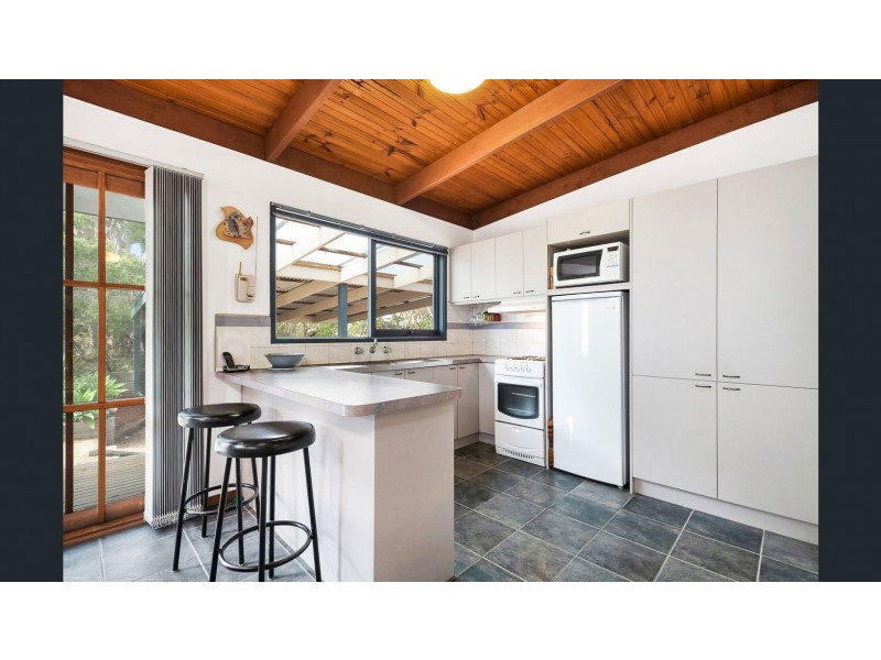 26 Cooraminta Road, Rye VIC 3941