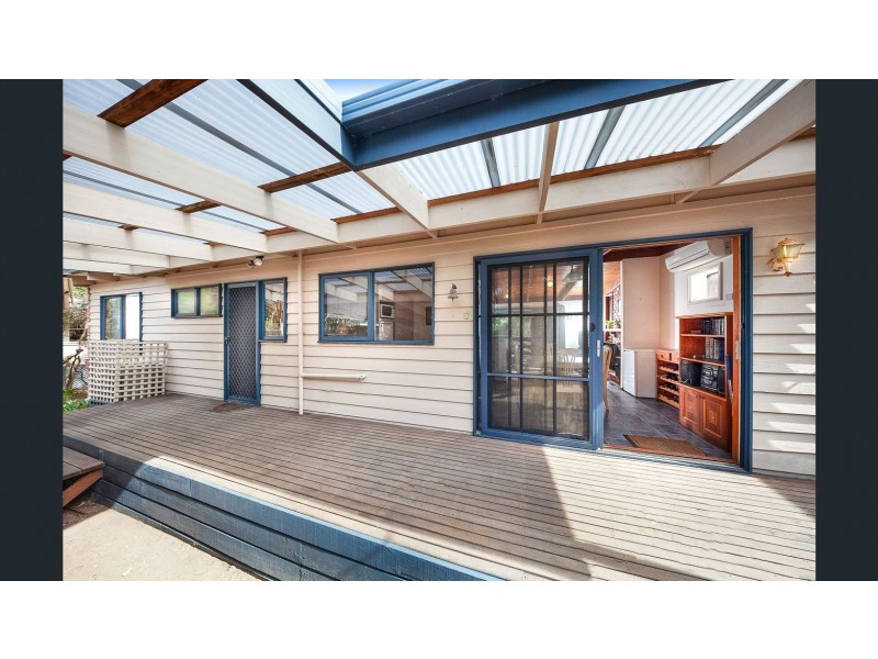 26 Cooraminta Road, Rye VIC 3941