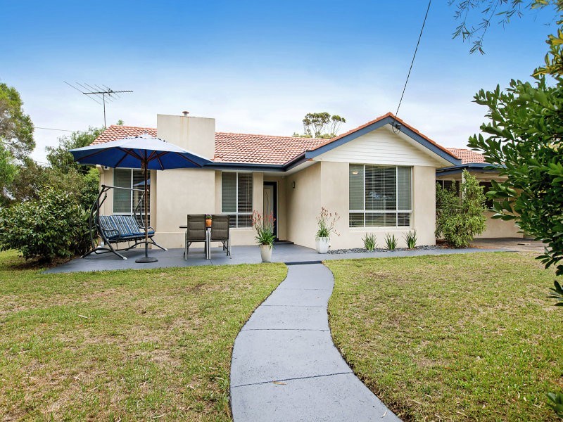 2 The Glen, Rye VIC 3941