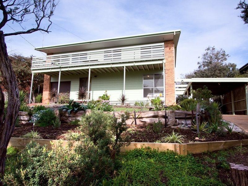 33 St Andrews Drive, Rye VIC 3941