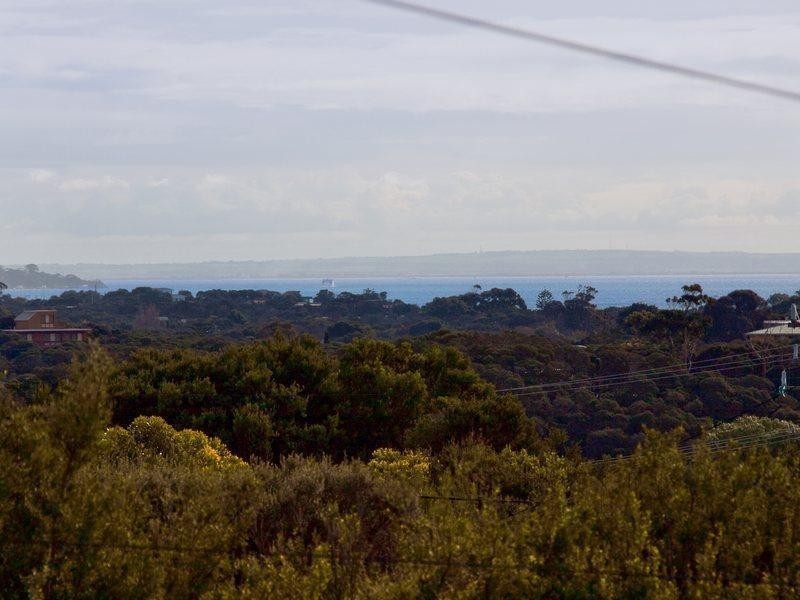 33 St Andrews Drive, Rye VIC 3941