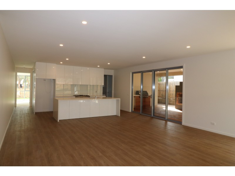 13 Rodney Street, Rye VIC 3941