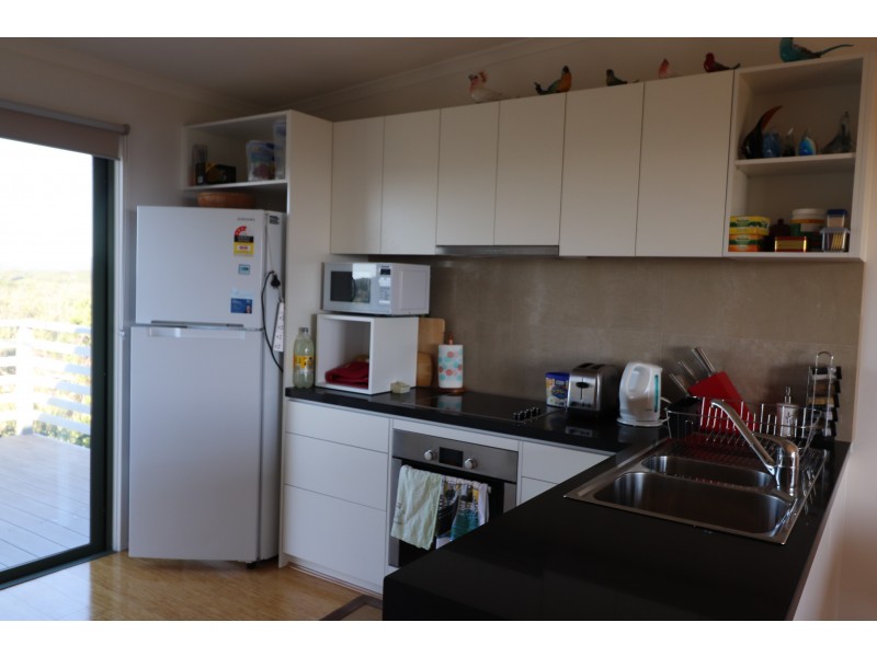 17 Paradise Drive, St Andrews Beach VIC 3941