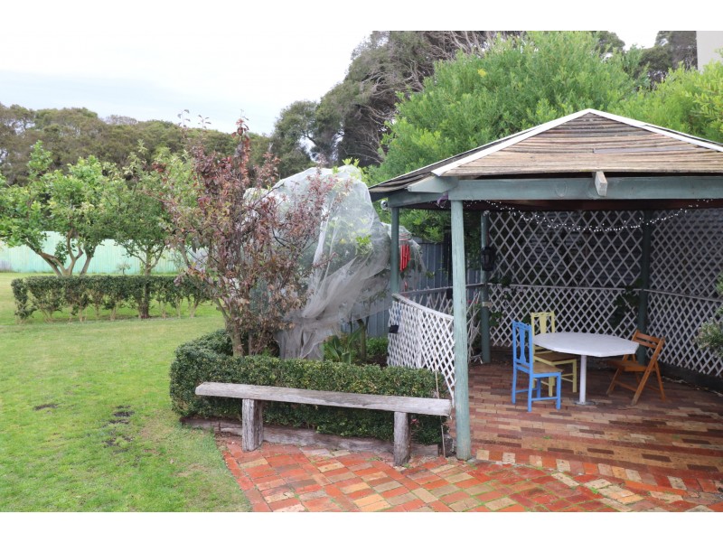 21 Reeves Street, Blairgowrie VIC 3942