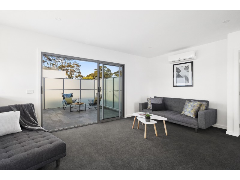 3/2 The Avenue, Mccrae VIC 3938