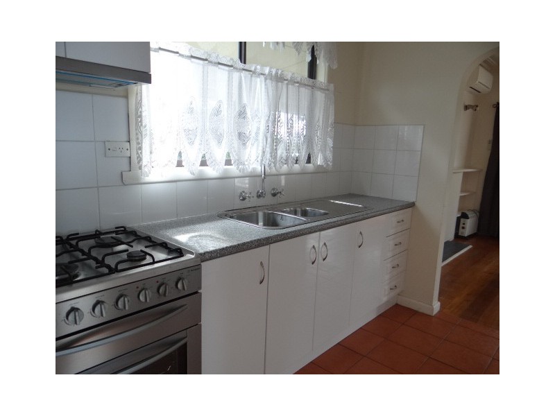 72 Boneo Road, Rosebud VIC 3939