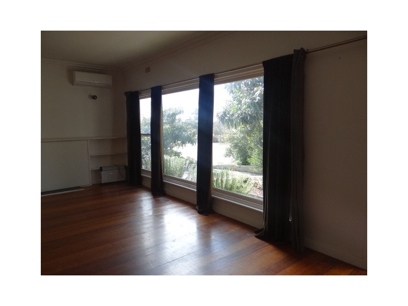 72 Boneo Road, Rosebud VIC 3939