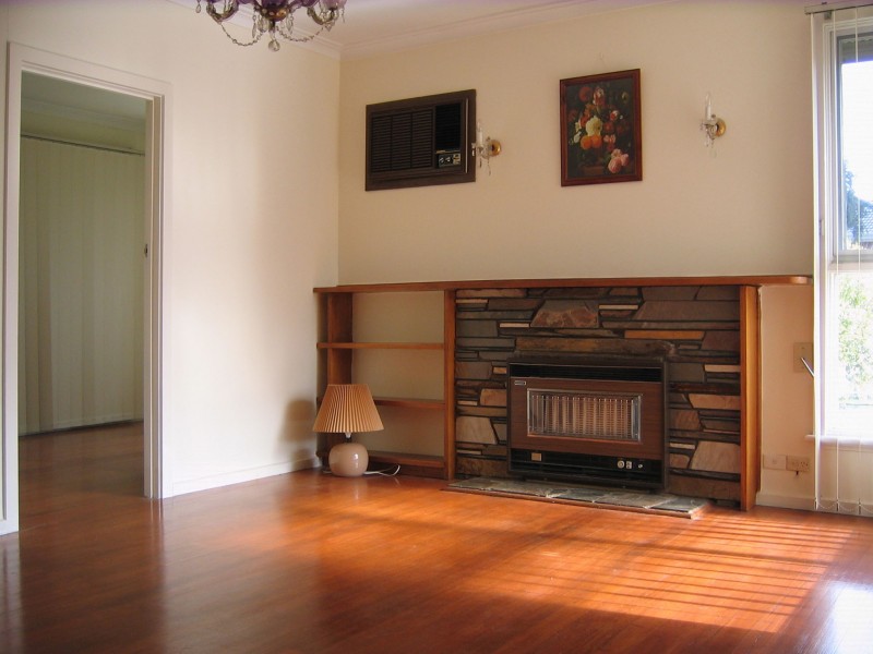 17 Rochdale Drive, Burwood VIC 3125