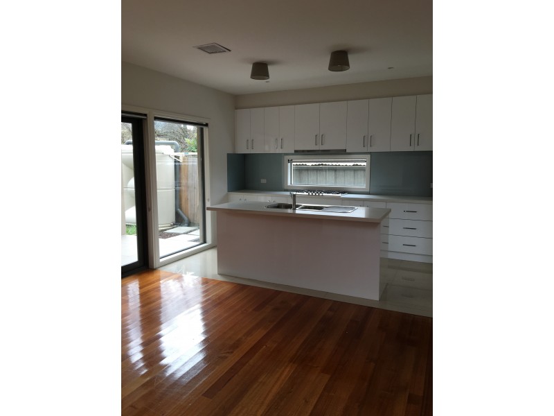 1&2/73 Winfield Road, Balwyn North VIC 3104