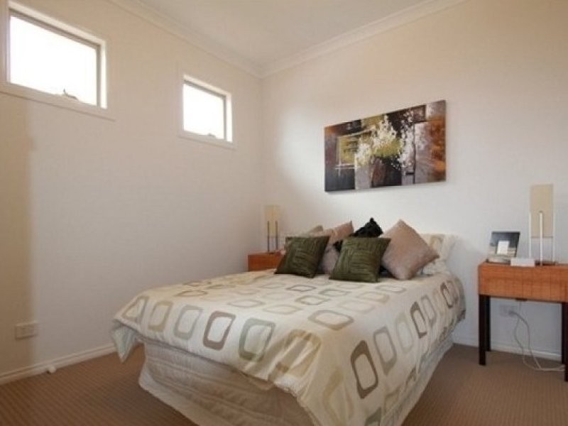 2/9 Wood Street, Nunawading VIC 3131