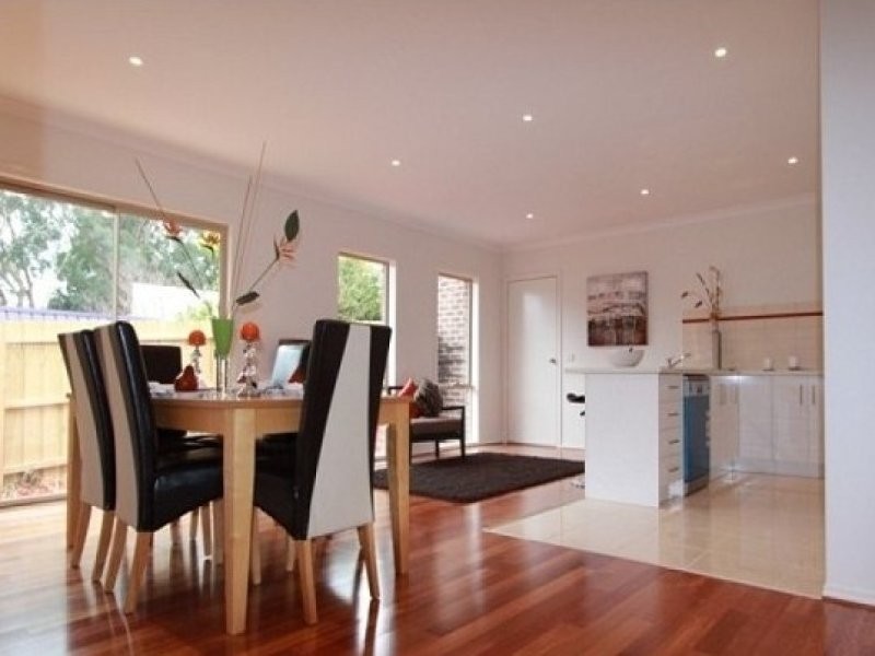 2/9 Wood Street, Nunawading VIC 3131