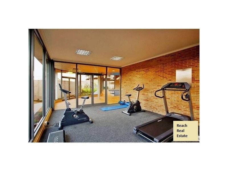 1/1 Nangnak Lane, Mont Albert VIC 3127