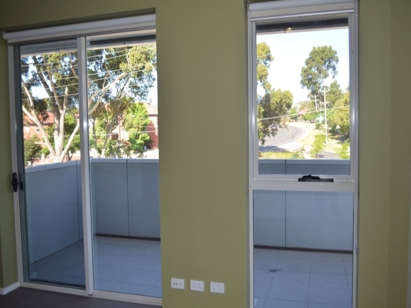 112/8 Power Avenue, Ashwood VIC 3147